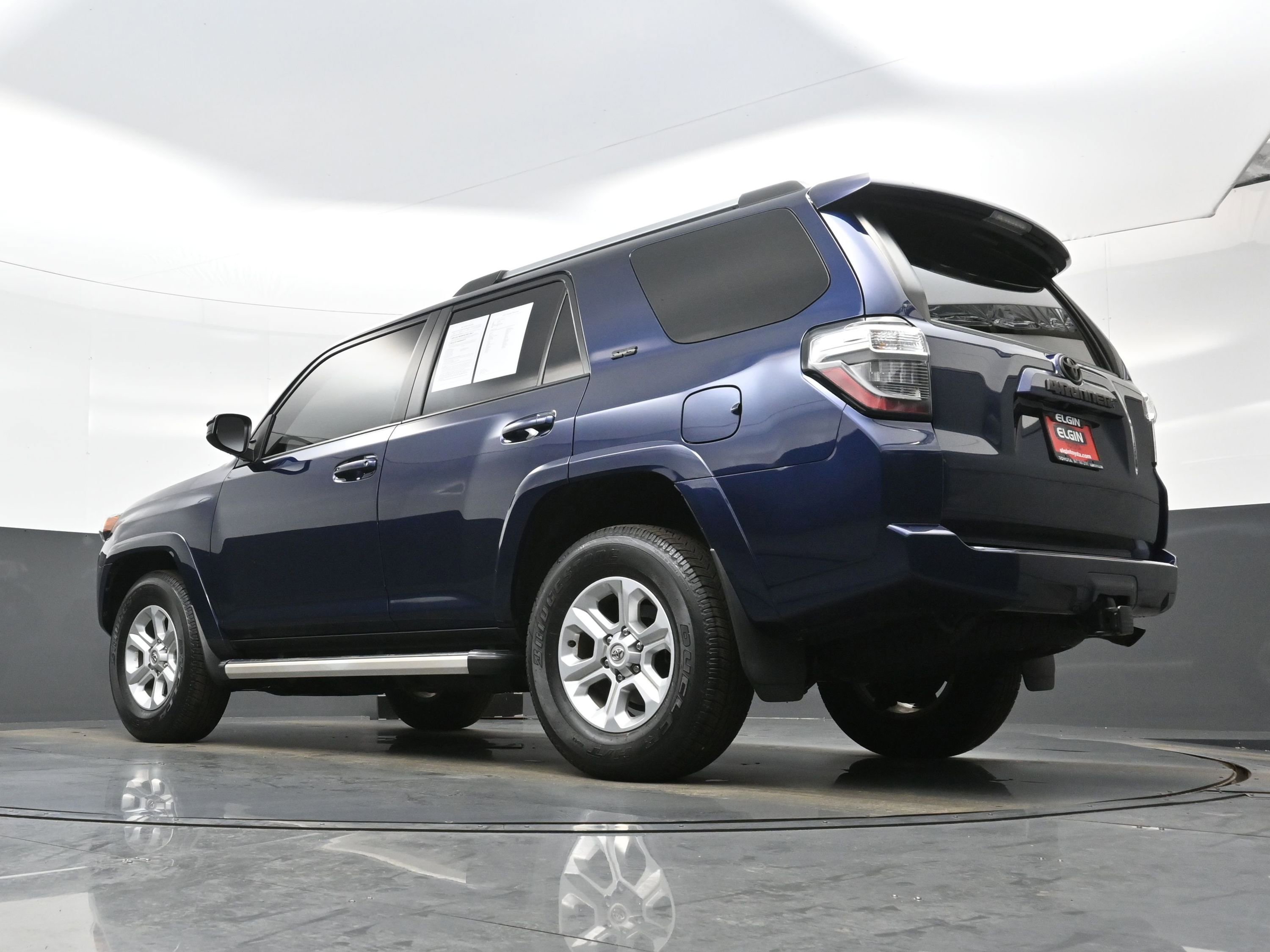 Used 2022 Toyota 4Runner SR5 image 30