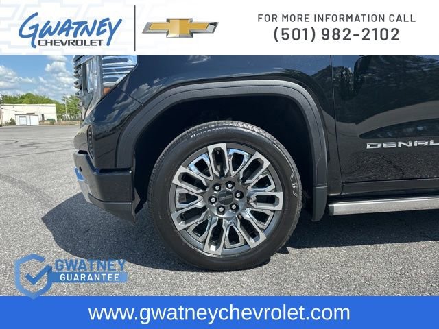 Used 2024 GMC Sierra 1500 Denali Ultimate image 9