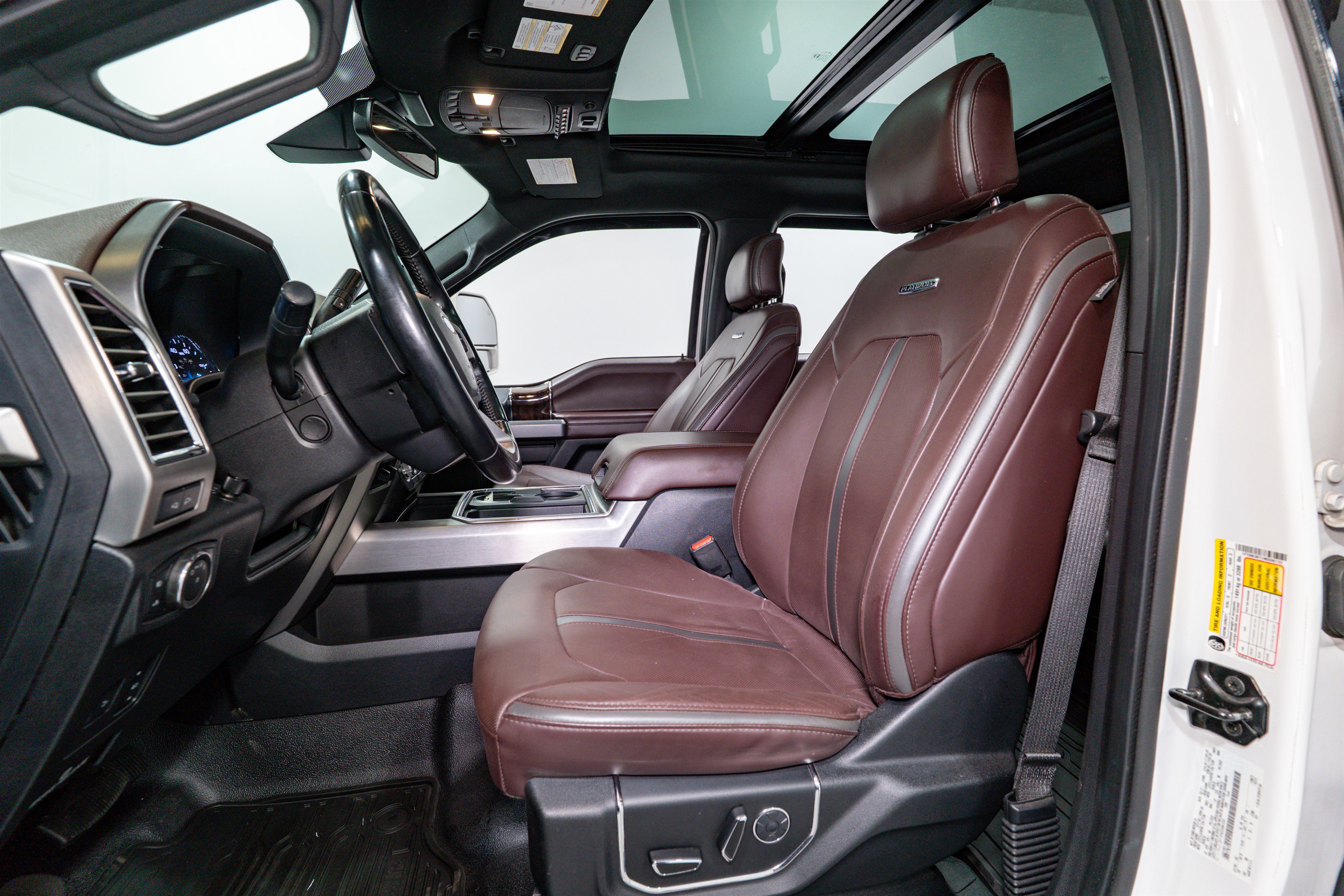 Used 2017 Ford F350 Platinum w/ Platinum Ultimate Package image 23