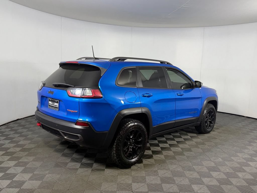 Used 2019 Jeep Cherokee Trailhawk w/ Cold Weather Group AWD/4WD image 7