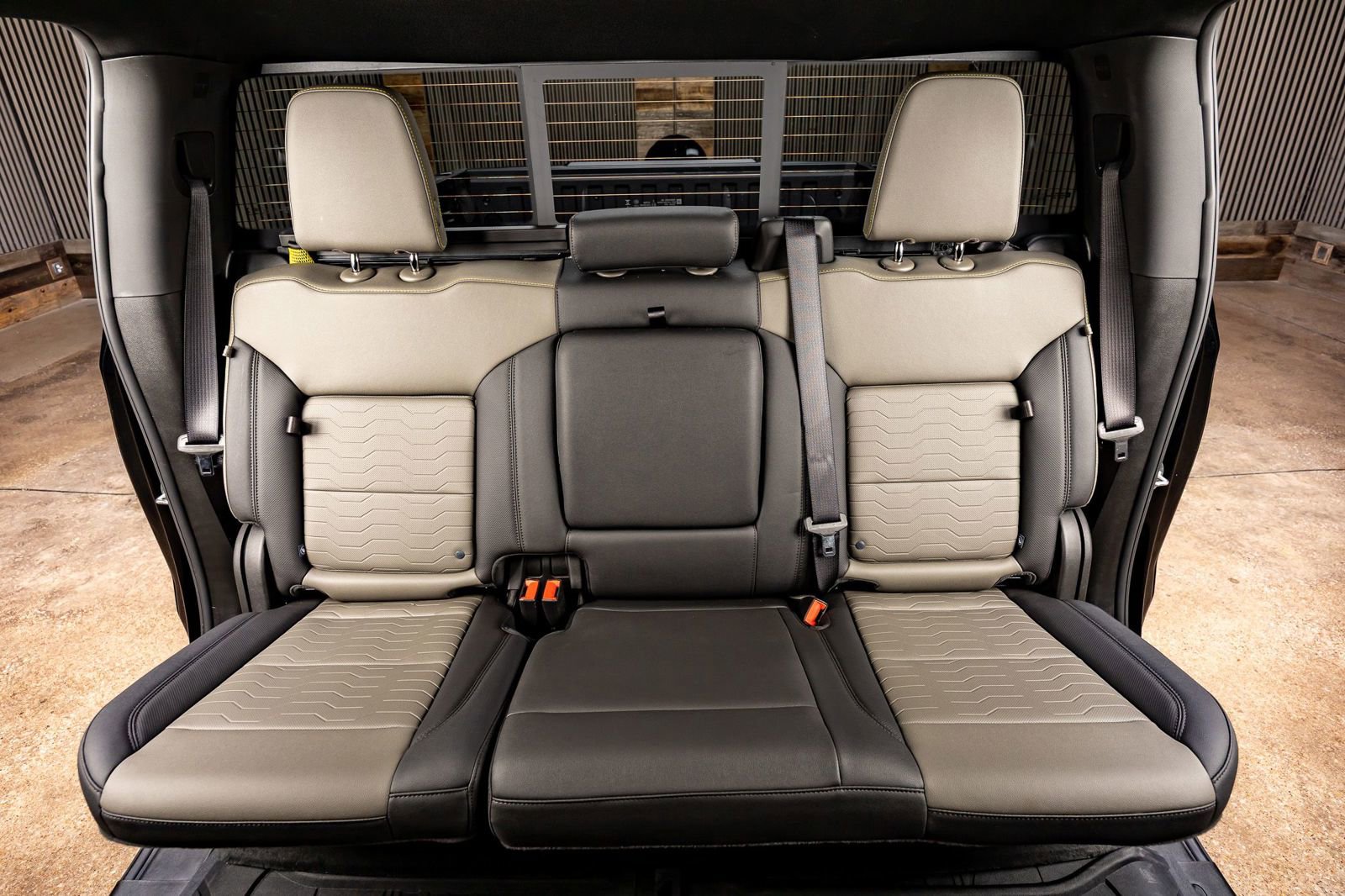 Used 2025 Chevrolet Silverado 1500 ZR2 image 35