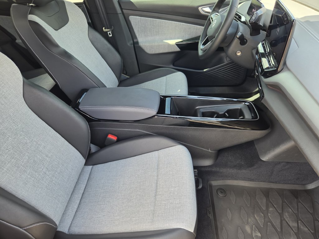 Used 2023 Volkswagen ID.4 Pro RWD image 12
