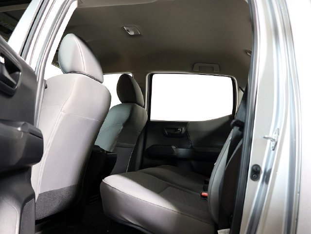 Used 2022 Toyota Tacoma SR AWD/4WD image 15