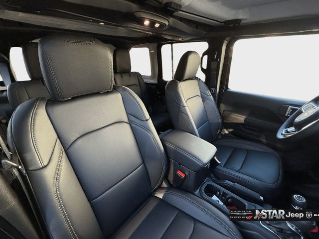 New 2025 Jeep Wrangler Unlimited Sahara AWD/4WD image 13
