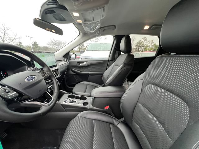 New 2026 Ford Escape SE image 13