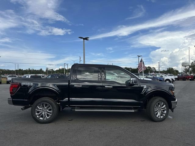 New 2025 Ford F150 XLT w/ Equipment Group 302A MID image 6