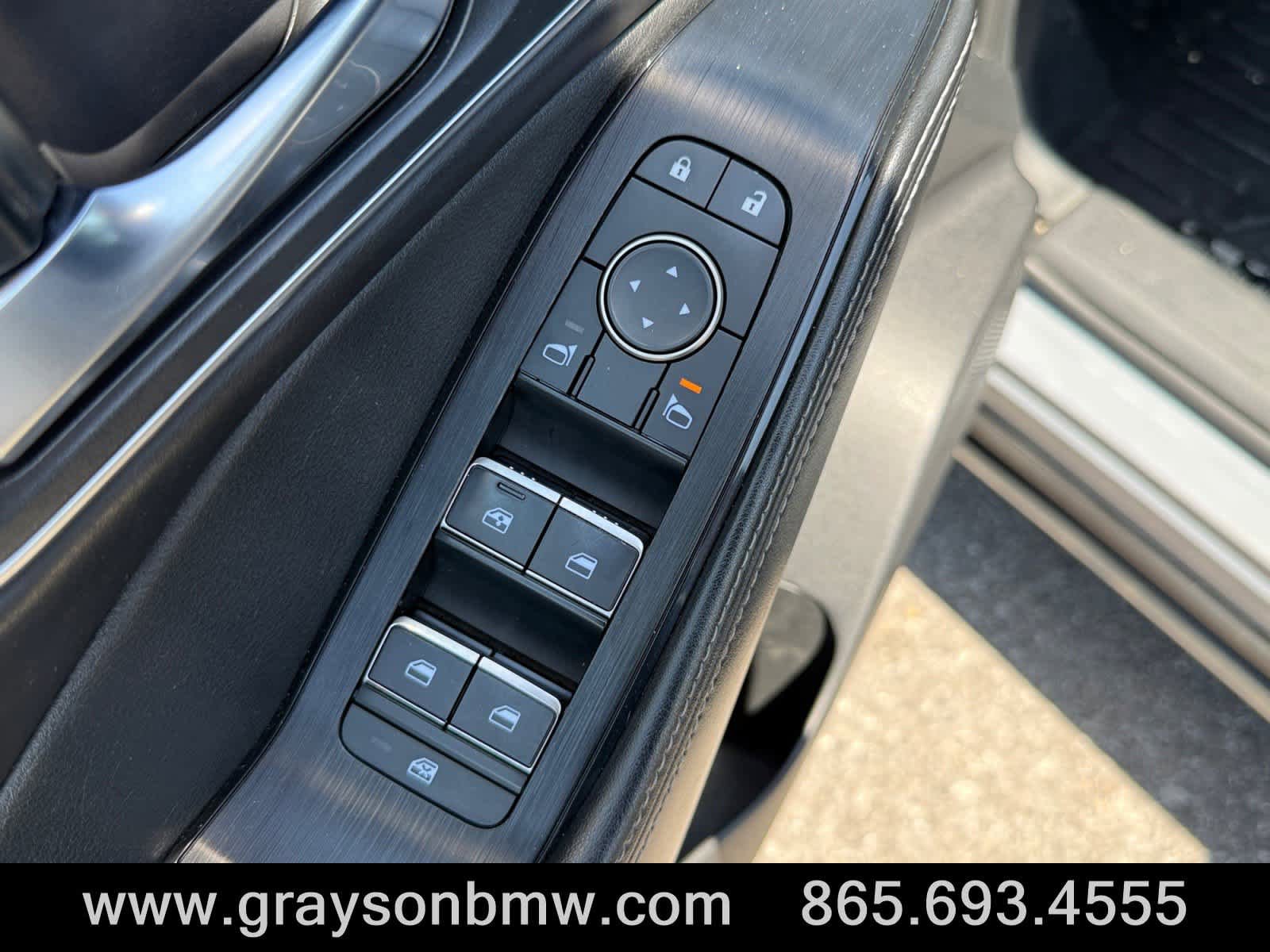 Used 2021 Nissan Rogue Platinum AWD/4WD image 13