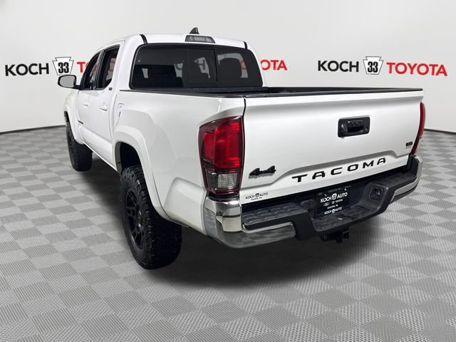 Used 2020 Toyota Tacoma SR5 AWD/4WD image 6