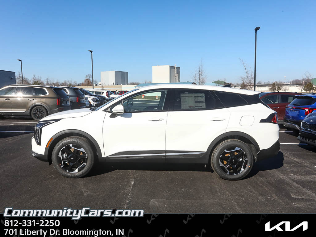 New 2026 Kia Sportage S image 3