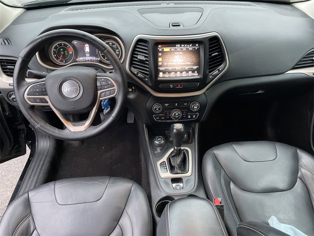 Certified 2018 Jeep Cherokee Limited image 16