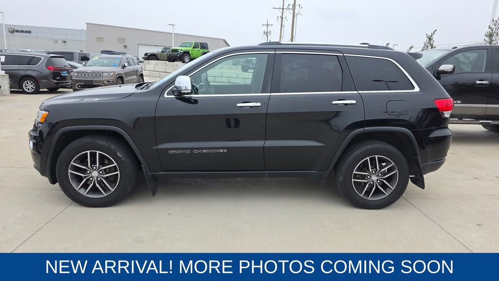 Used 2018 Jeep Grand Cherokee Limited image 2
