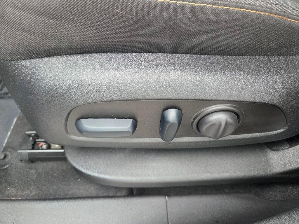 Certified 2024 Chevrolet Equinox LT image 6