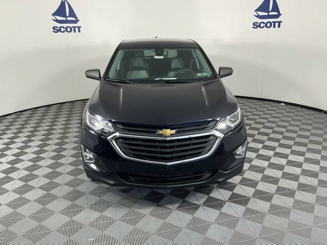 Used 2020 Chevrolet Equinox LS w/ LS Convenience Package FWD image 2