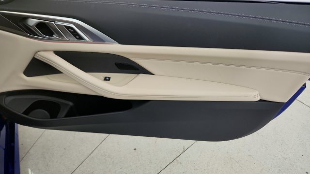 Used 2026 BMW M440i Convertible RWD image 39