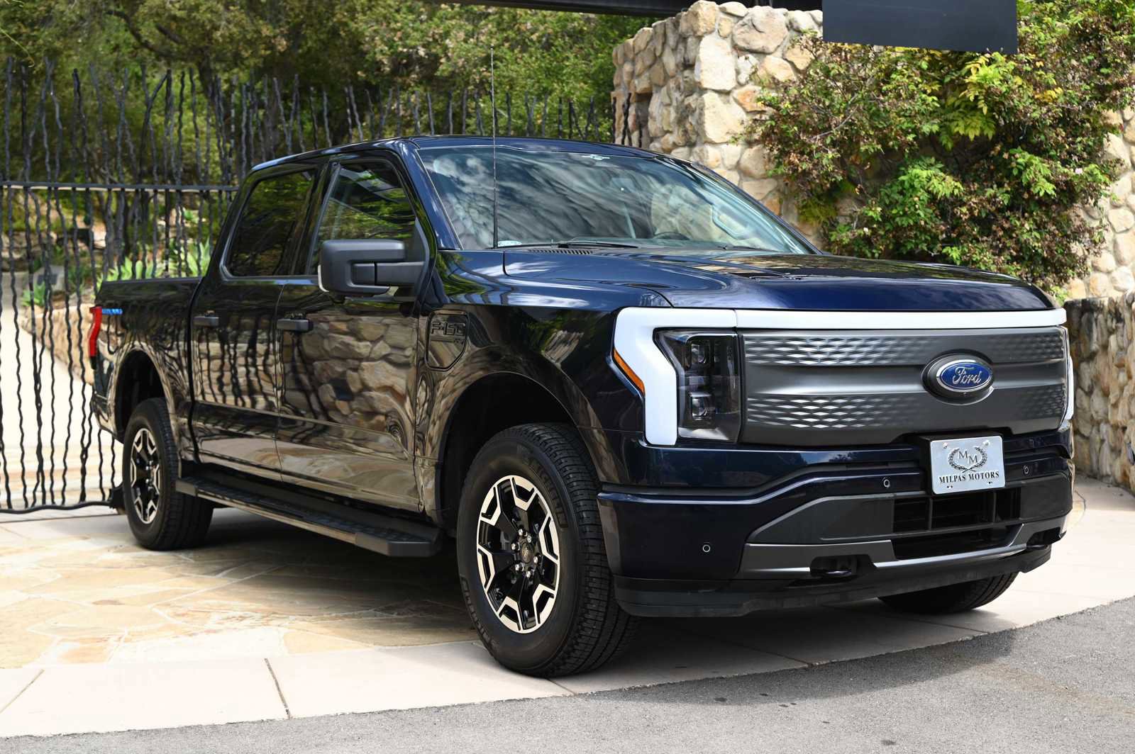 Used 2023 Ford F150 Lightning XLT w/ Max Trailer Tow Package image 2