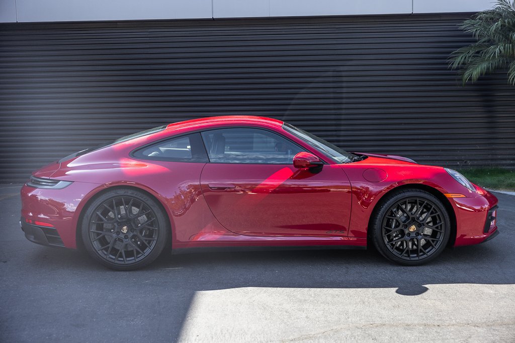 Certified 2024 Porsche 911 Carrera GTS RWD image 9