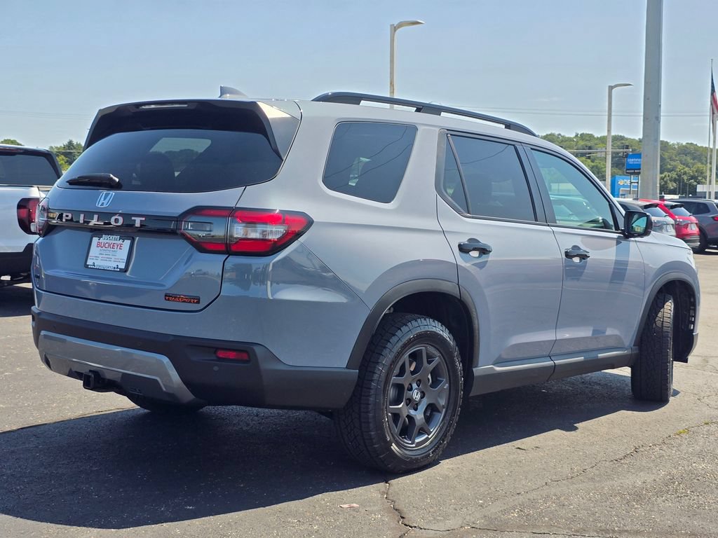 New 2026 Honda Pilot TrailSport image 8