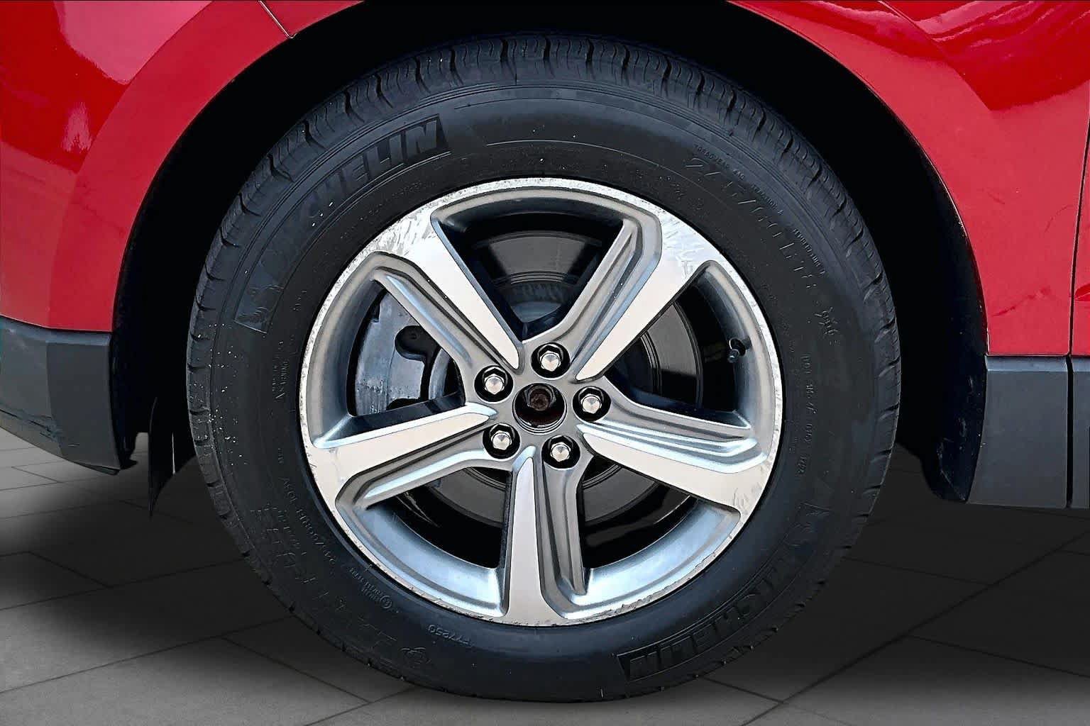 Used 2022 Ford Edge SEL w/ Convenience Package AWD/4WD image 10