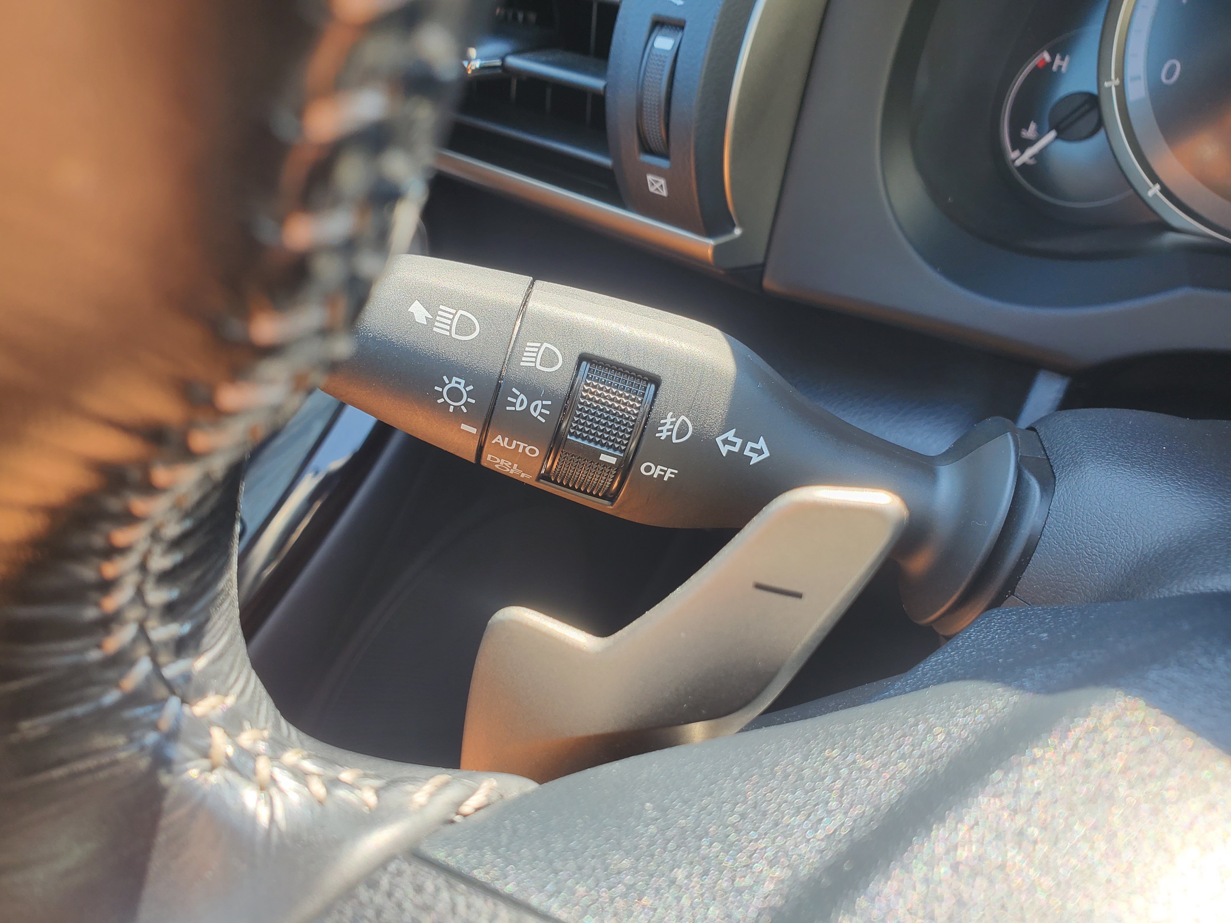 Used 2015 Lexus RC 350 AWD w/ Navigation System Package image 13