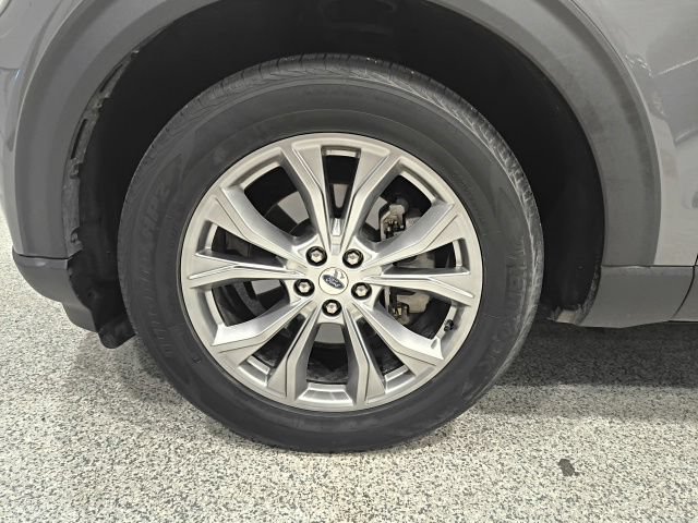 Used 2021 Ford Explorer XLT w/ Equipment Group 202A AWD/4WD image 10