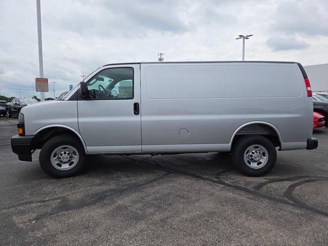 New 2026 Chevrolet Express 2500 w/ Driver Convenience Package RWD image 8