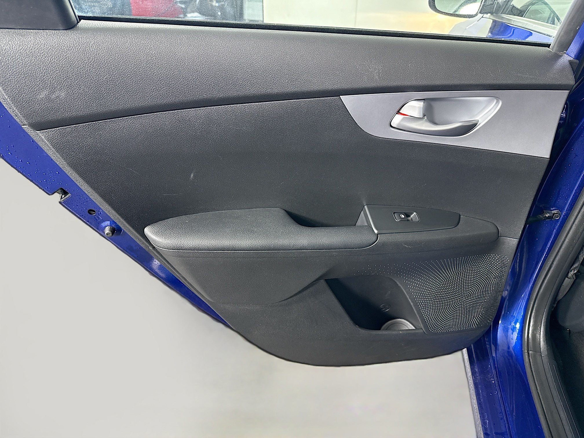 Used 2023 Kia Forte LXS FWD image 25