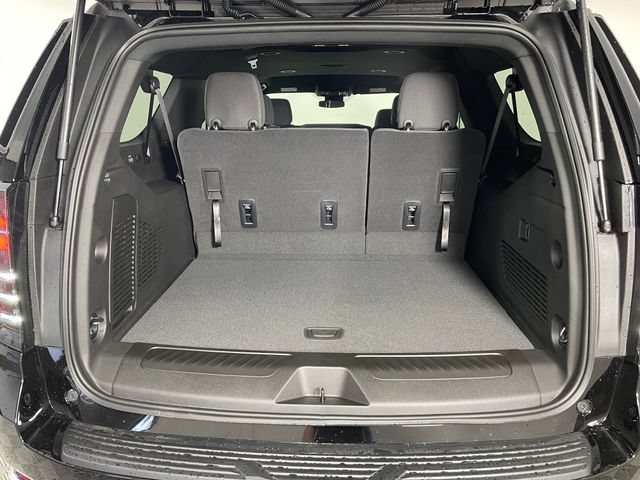 New 2026 Chevrolet Suburban LS w/ Max Trailering Package AWD/4WD image 11