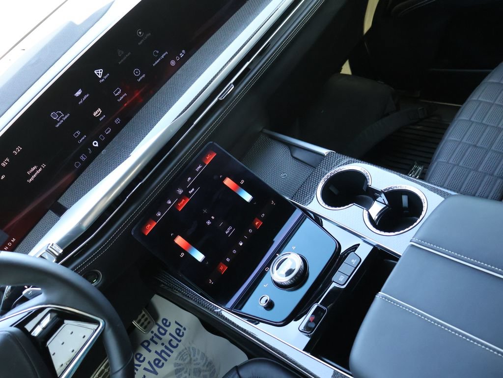 Certified 2025 Cadillac Escalade V AWD/4WD image 21