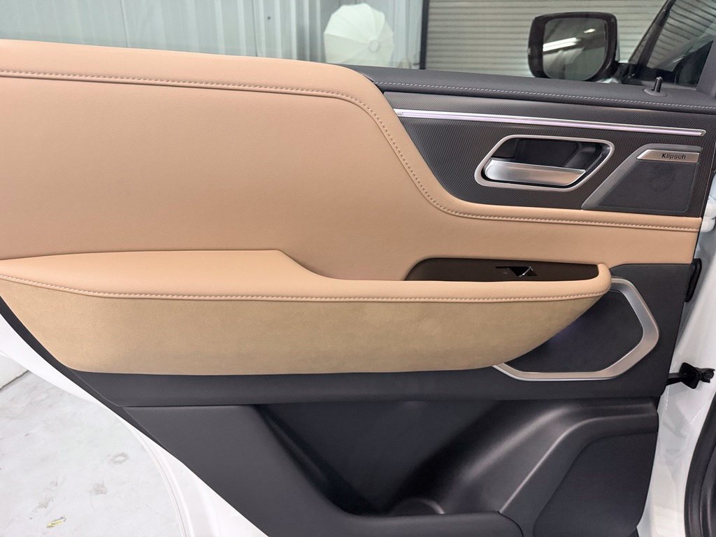 New 2027 INFINITI QX80 Luxe w/ Cargo Package RWD image 34