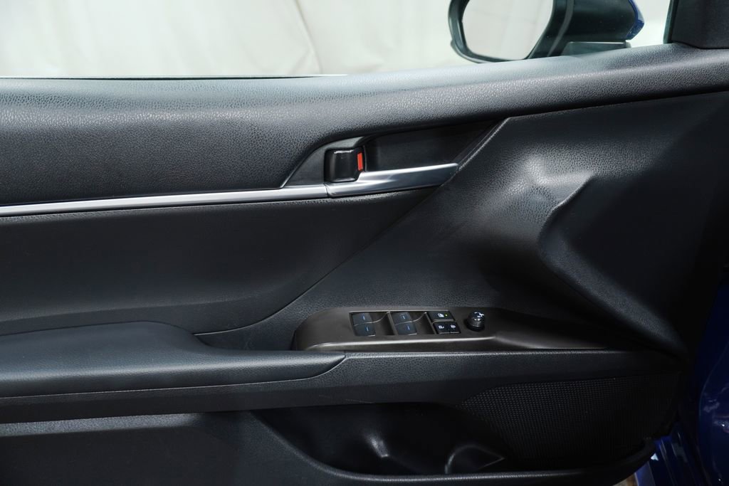 Used 2024 Toyota Camry LE FWD image 17