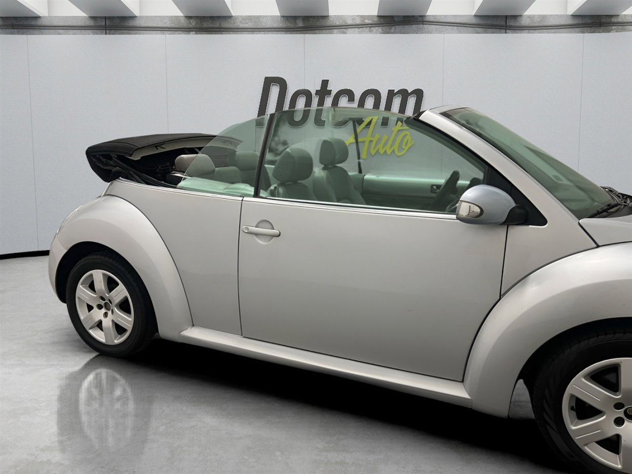 Used 2007 Volkswagen Beetle Convertible w/ Package 1 image 29
