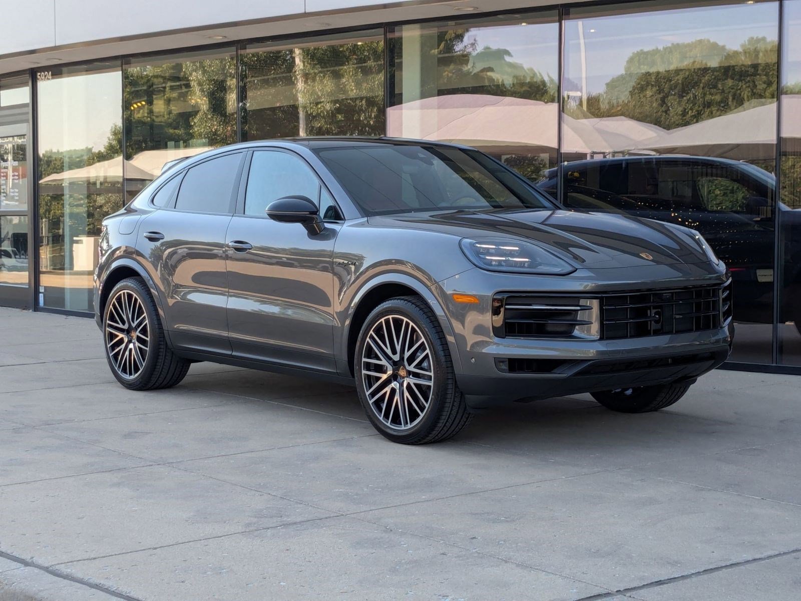 New 2026 Porsche Cayenne E-Hybrid image 7