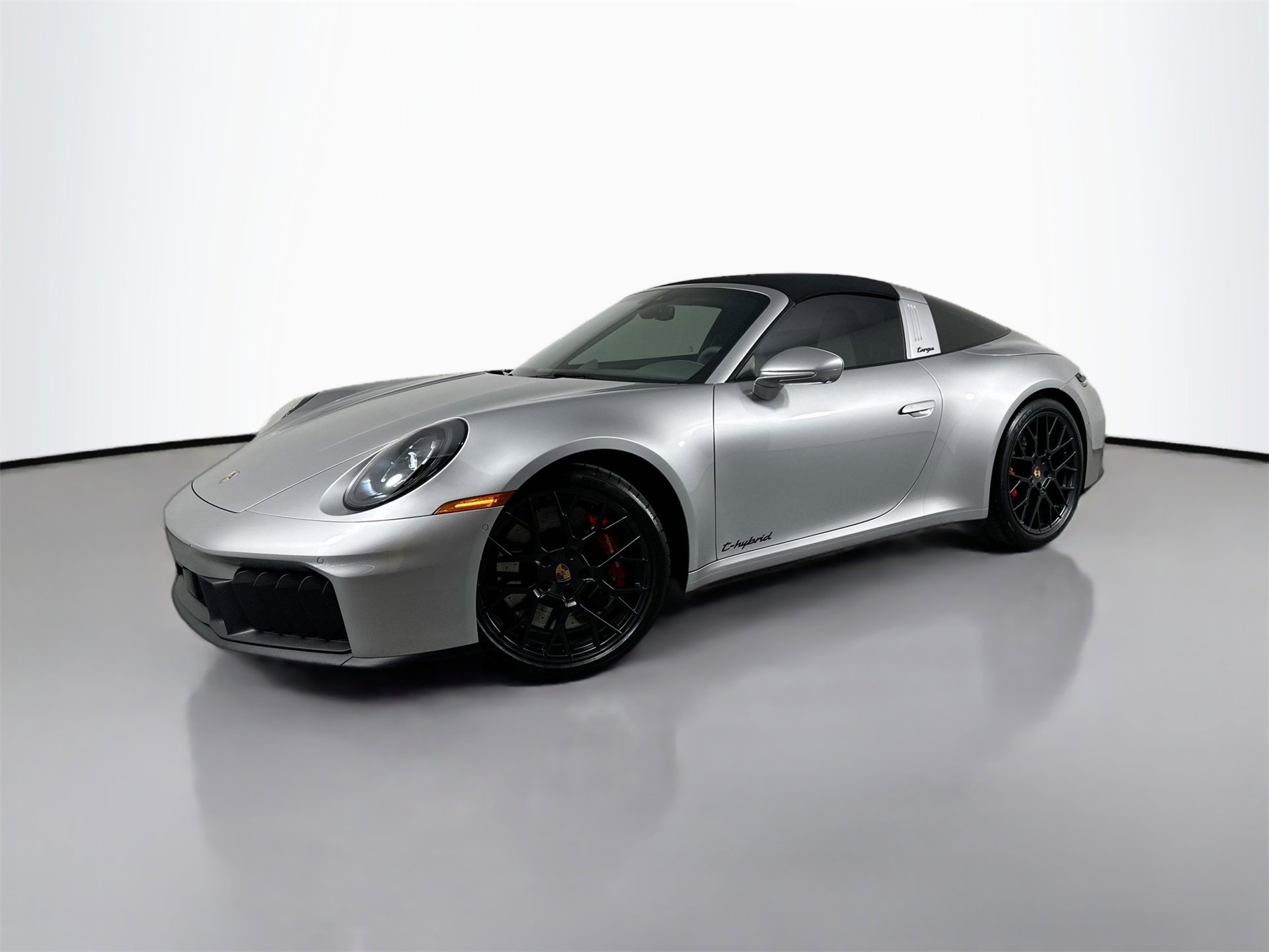 Certified 2026 Porsche 911 Targa 4 GTS image 1