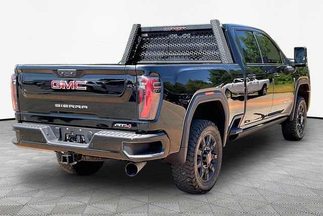 Used 2024 GMC Sierra 2500 AT4 w/ AT4 Premium Plus Package AWD/4WD image 5