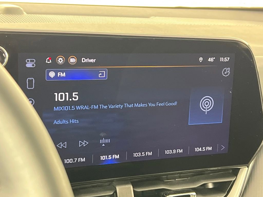 Used 2025 Chevrolet Equinox LT image 28