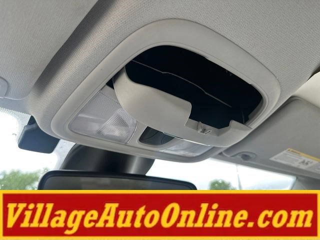 Used 2021 Jeep Cherokee Latitude Lux FWD image 17