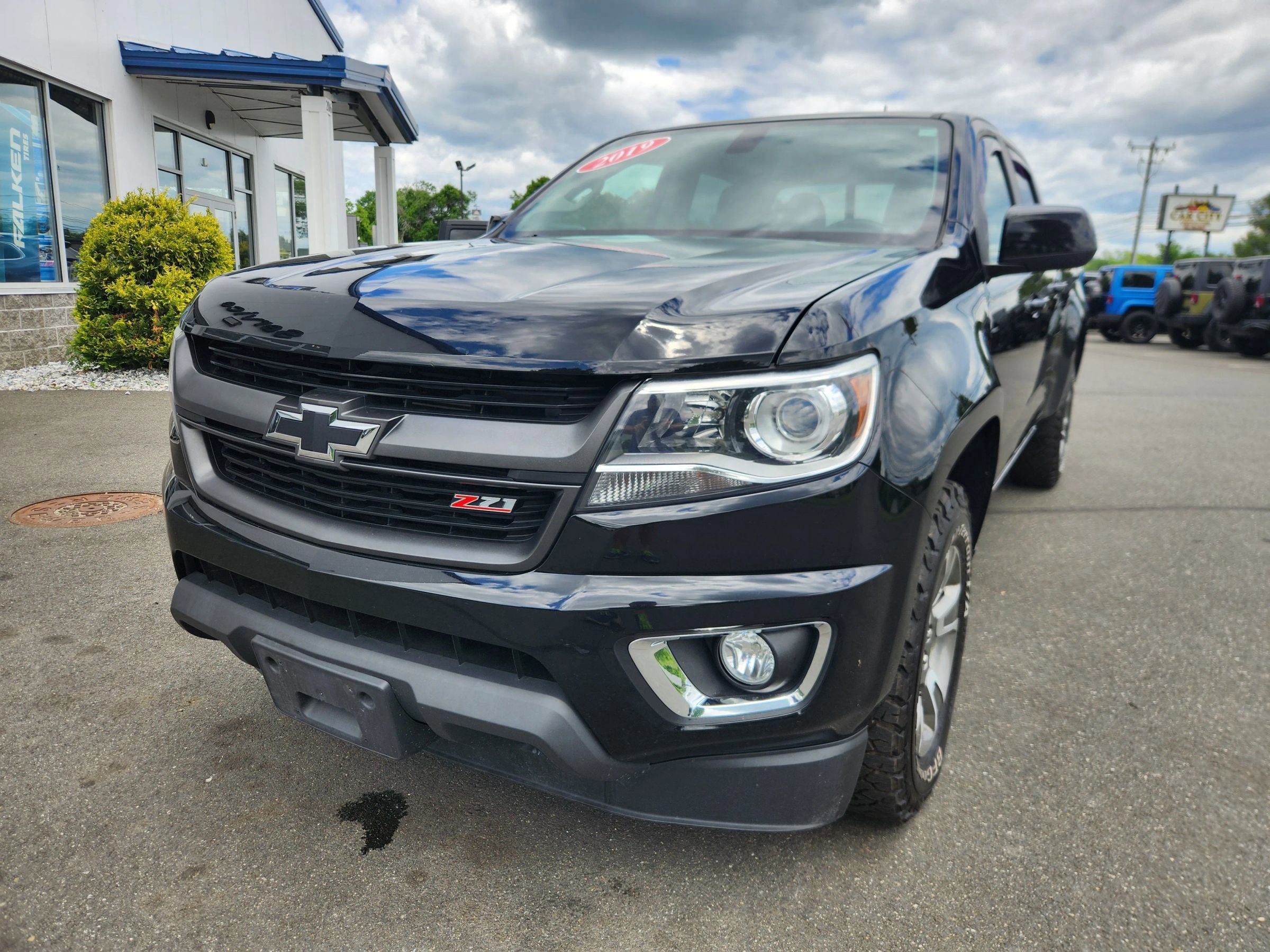 Used 2019 Chevrolet Colorado Z71 AWD/4WD image 4