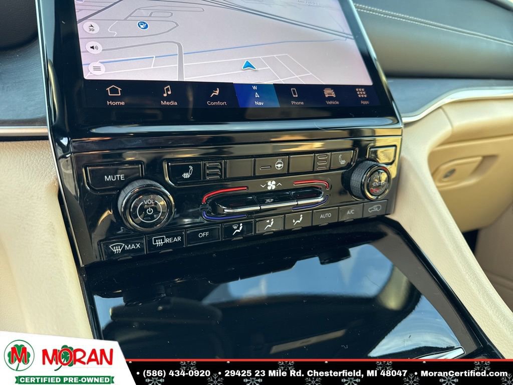 Used 2023 Jeep Grand Cherokee L Limited image 19