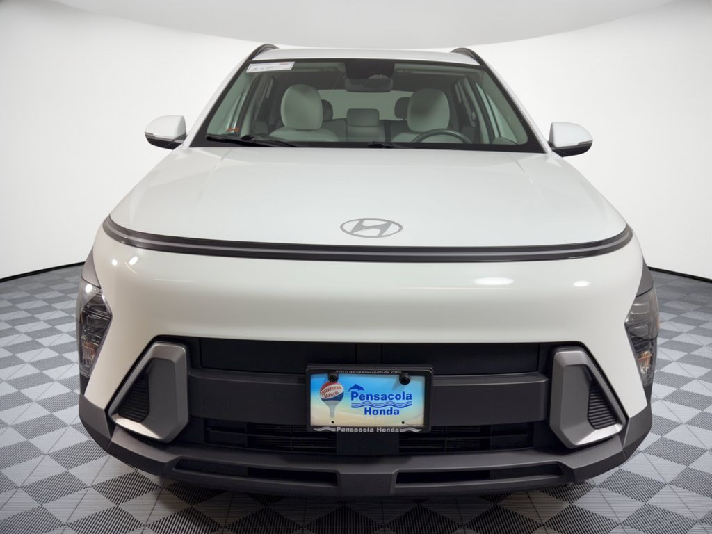 Used 2025 Hyundai Kona SEL AWD/4WD image 6
