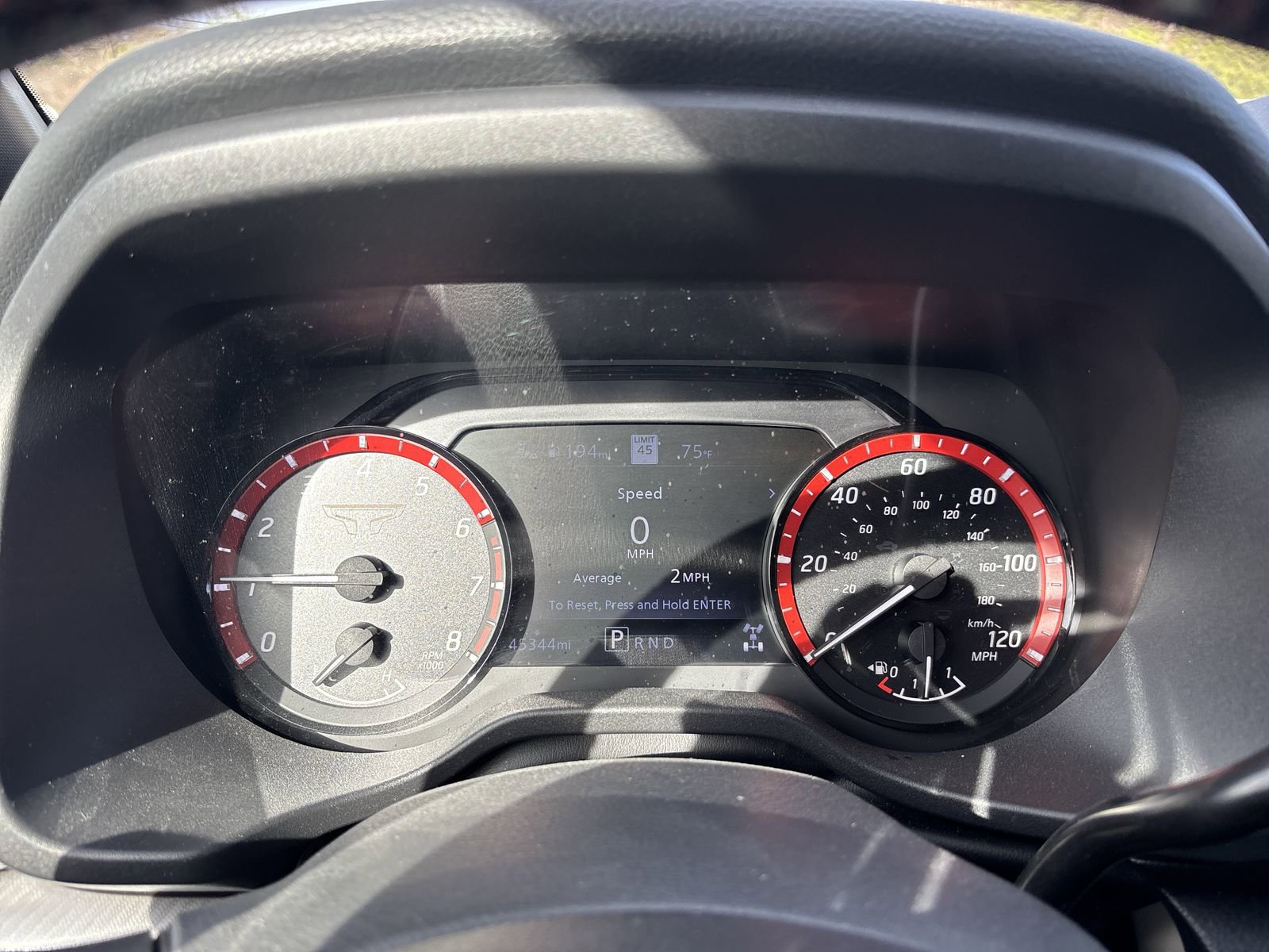 Used 2024 Nissan Titan PRO-4X AWD/4WD image 18