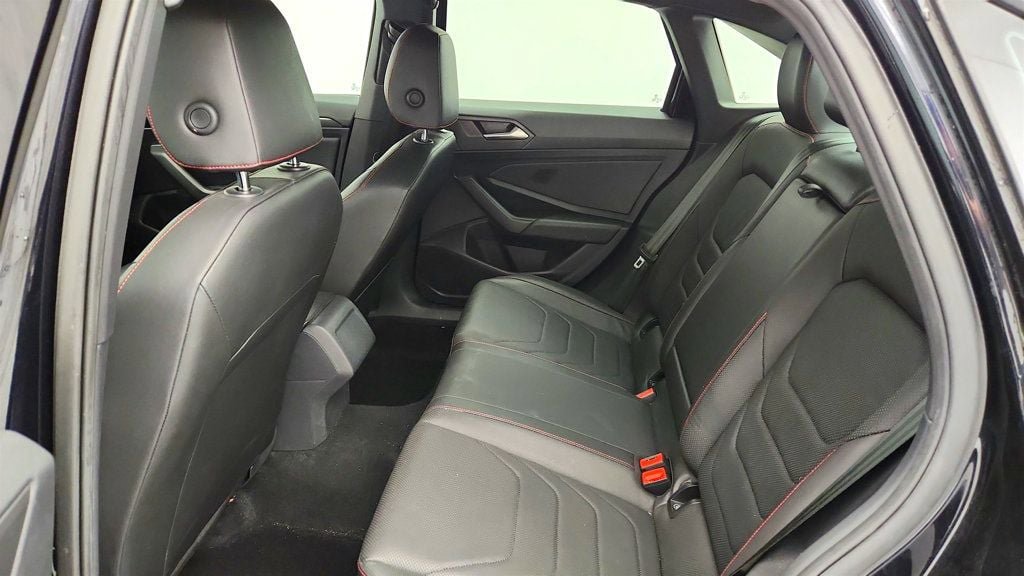 Used 2019 Volkswagen Jetta GLI FWD image 21