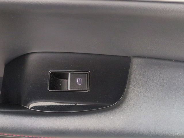 Used 2023 MAZDA MAZDA3 s image 39