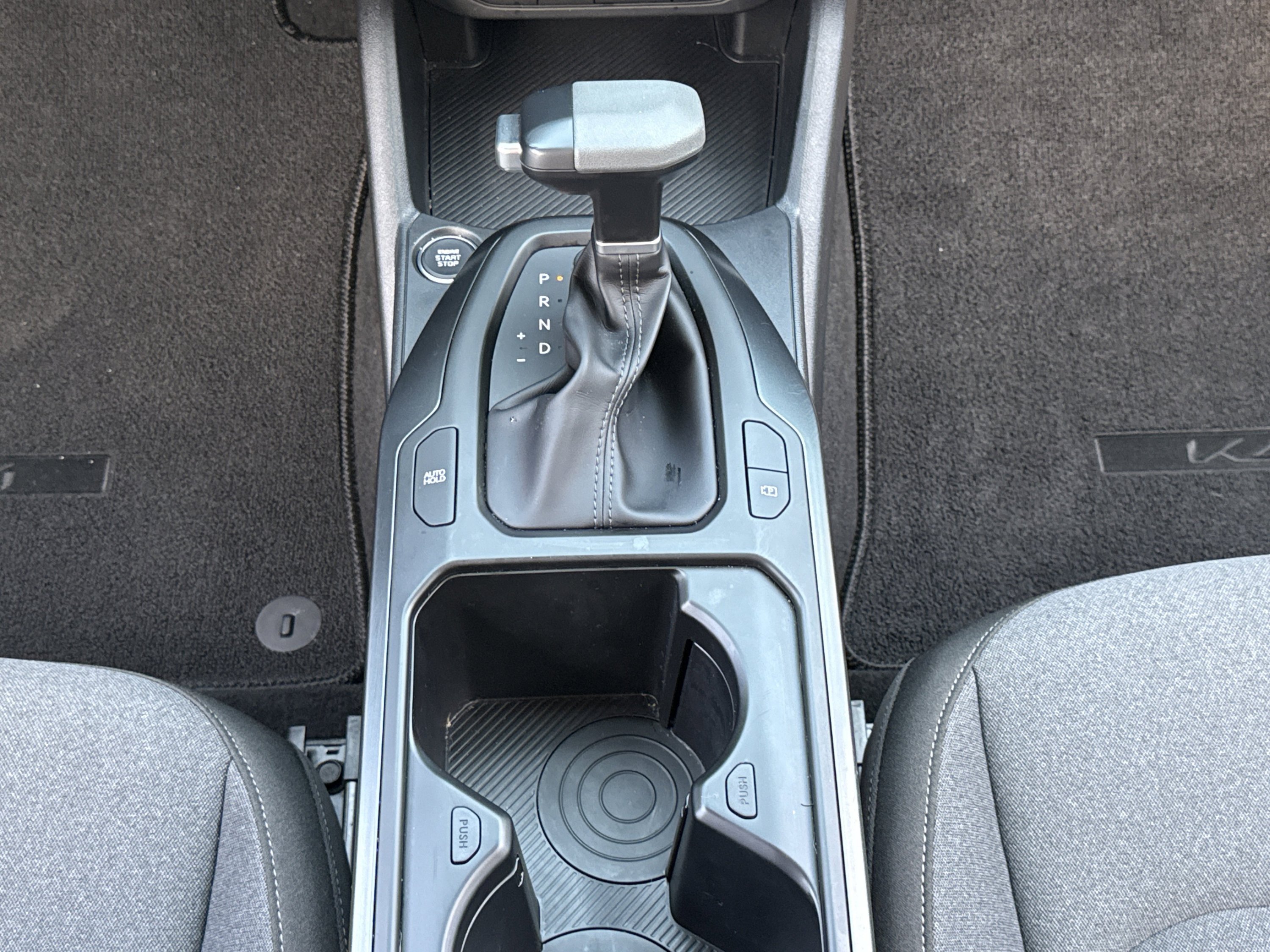 New 2025 Kia K4 FWD image 40