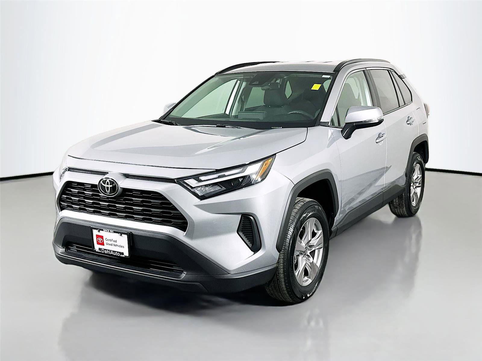 Certified 2025 Toyota RAV4 XLE image 3