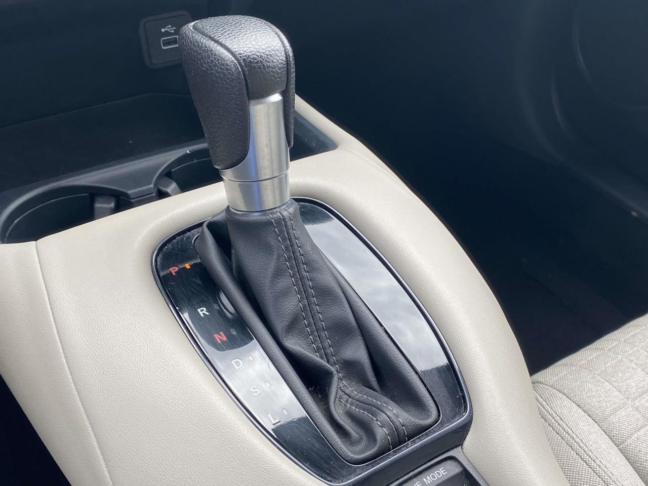 Used 2023 Honda HR-V LX image 26