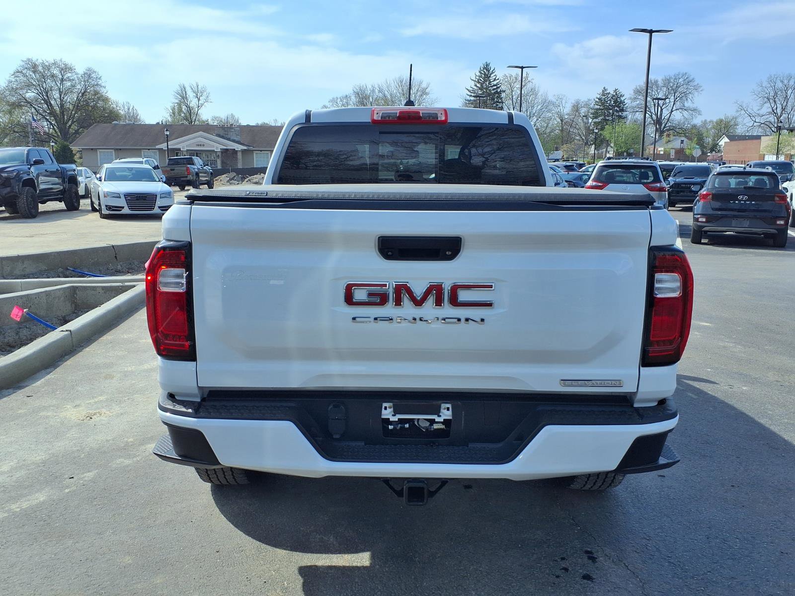 Used 2024 GMC Canyon Elevation w/ Convenience Package image 30