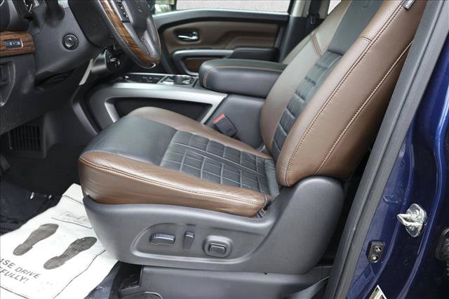 Used 2016 Nissan Titan Platinum Reserve AWD/4WD image 11