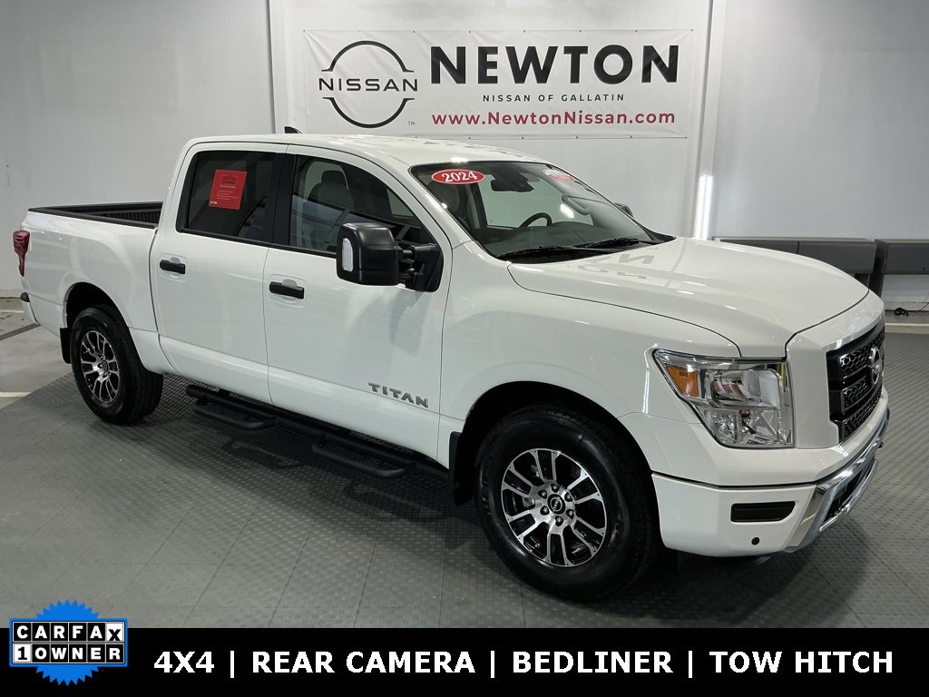 Used 2024 Nissan Titan SV w/ SV Convenience Package