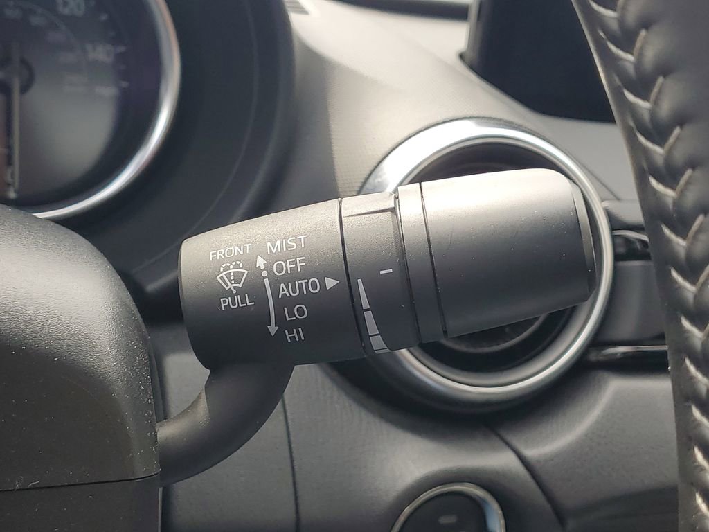 Used 2025 MAZDA MX-5 Miata RF Grand Touring RWD image 13