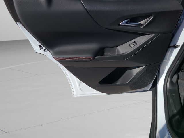 New 2027 Chevrolet Equinox RS FWD image 18